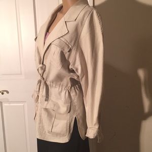 Beautiful linen jacket!